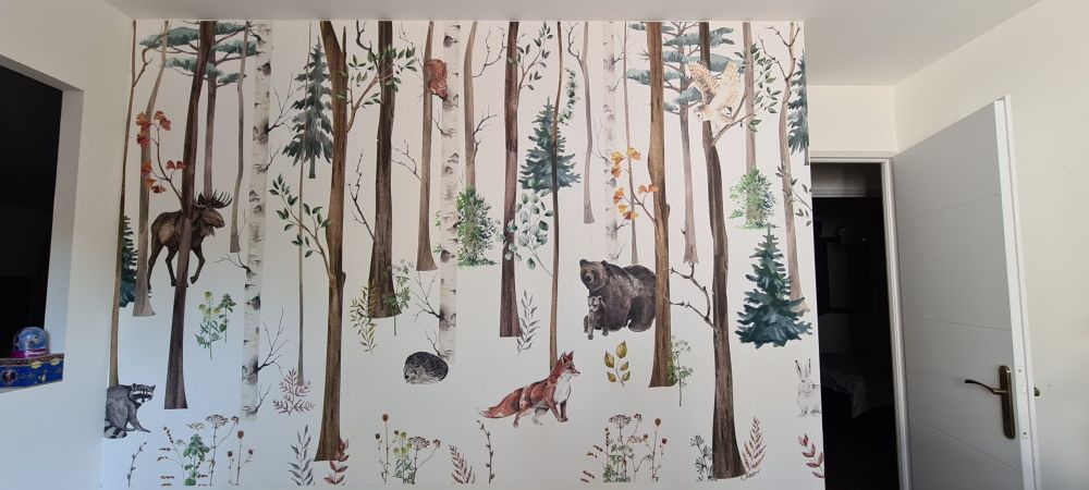 Getekend bos met herfst dieren