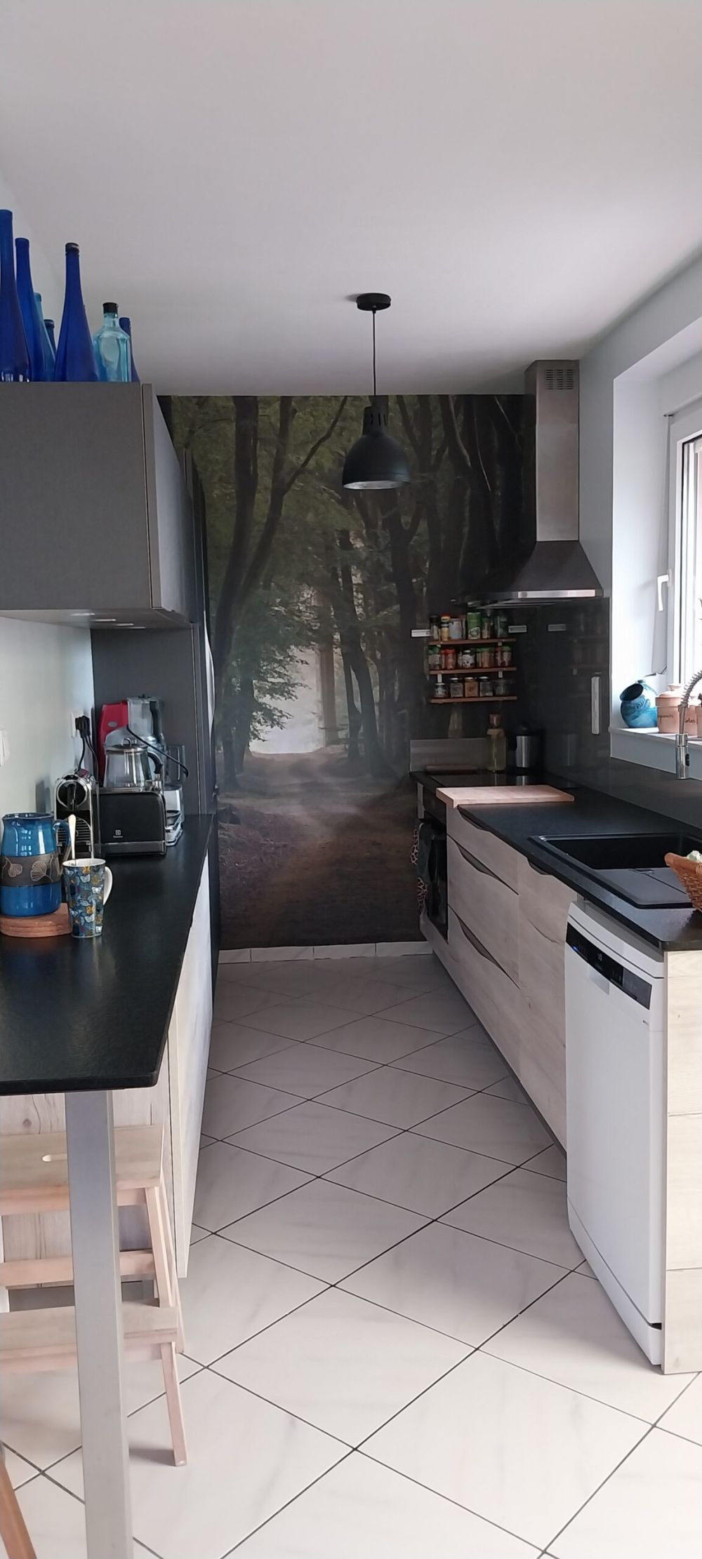 Zandpad in het bos