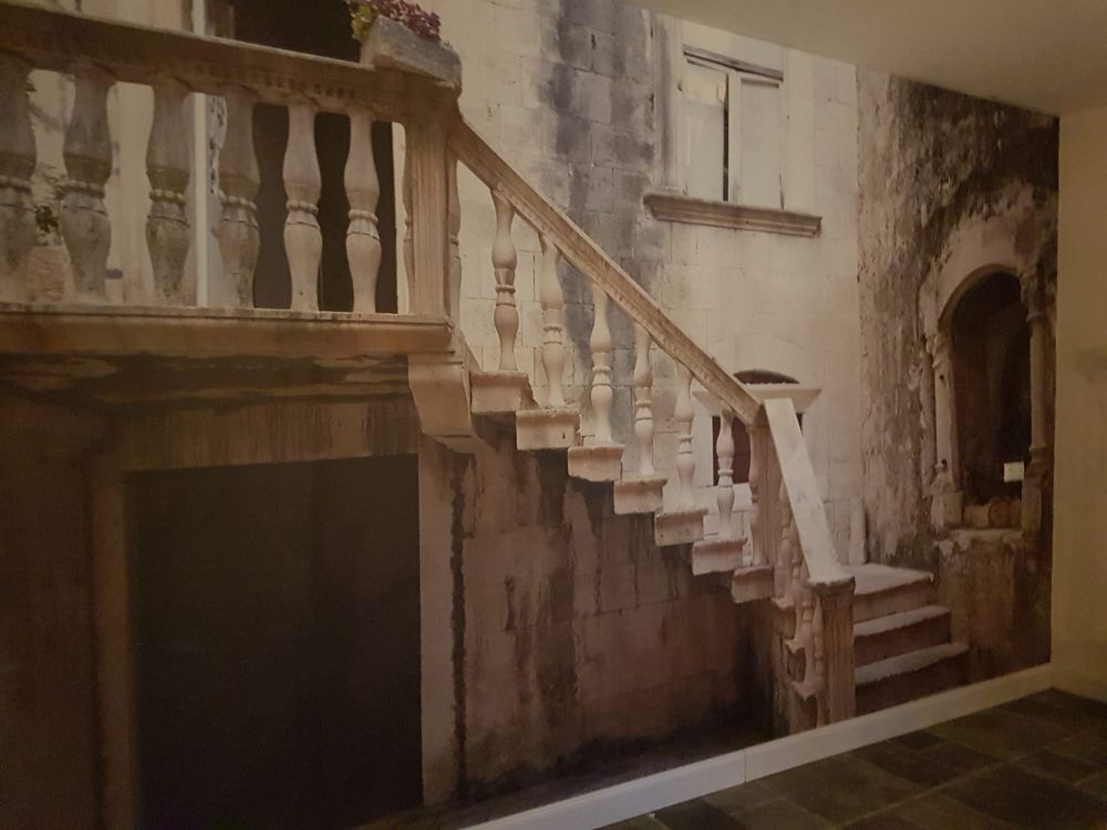 Traptredes in de oude stad Korƒçula