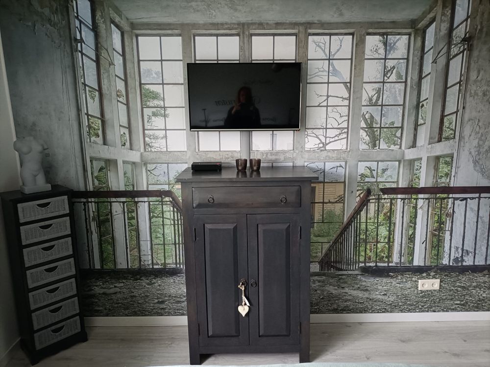 Trap in verlaten gebouw