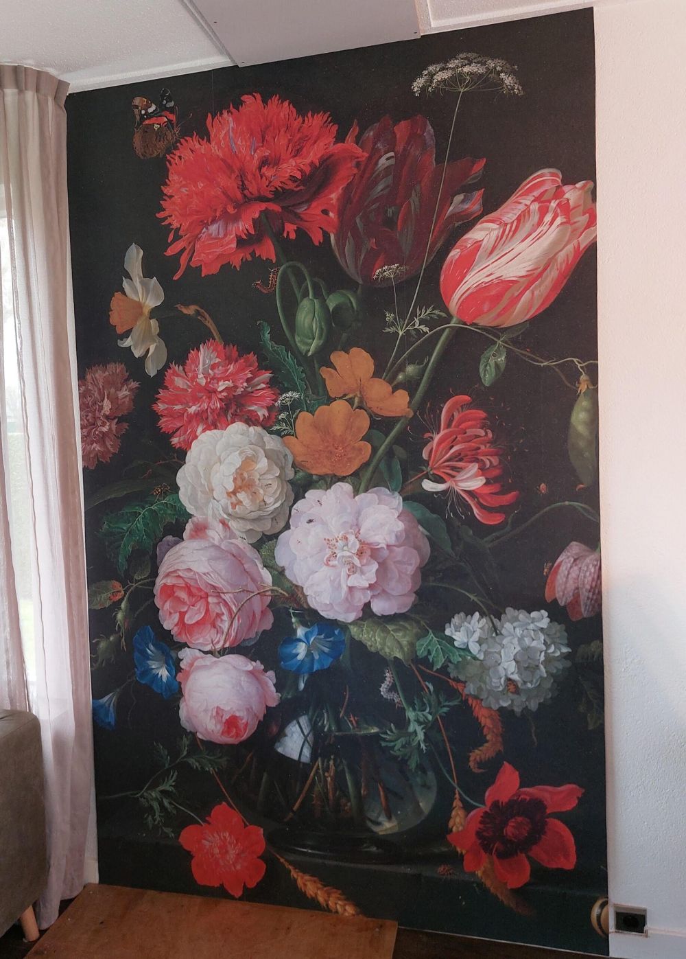 Stilleven met bloemen in een glazen vaas