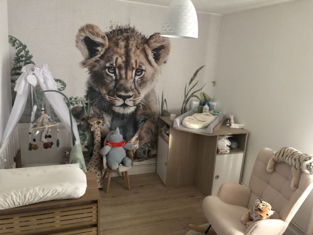 Jonge leeuw in de jungle