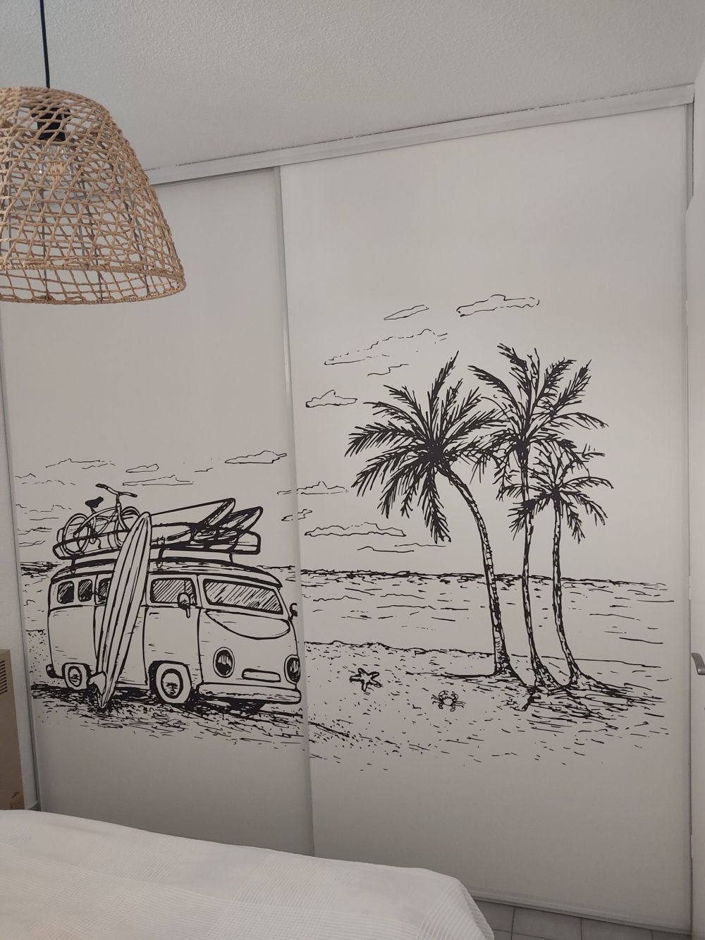 Zwart-wit getekende strand