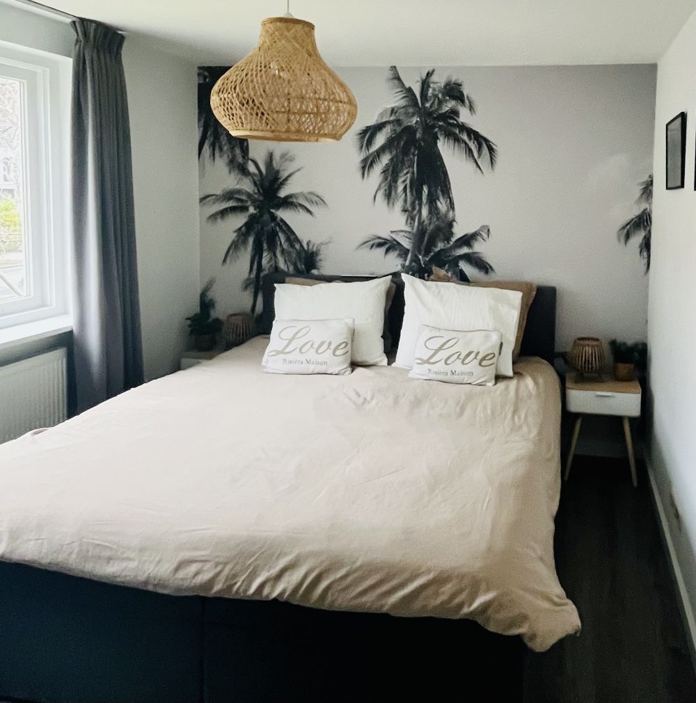Palmbomen in zwart-wit