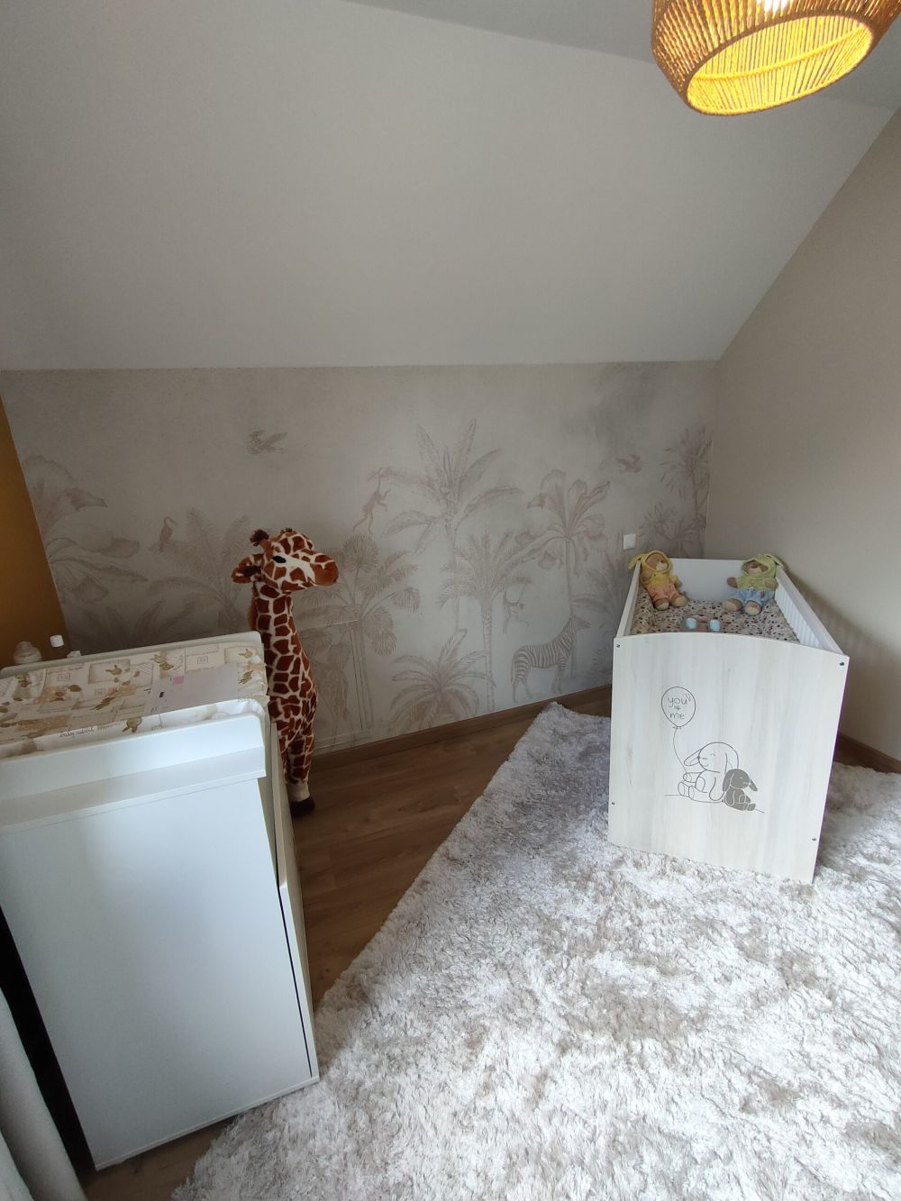 Tropisch dierenjungle taupe