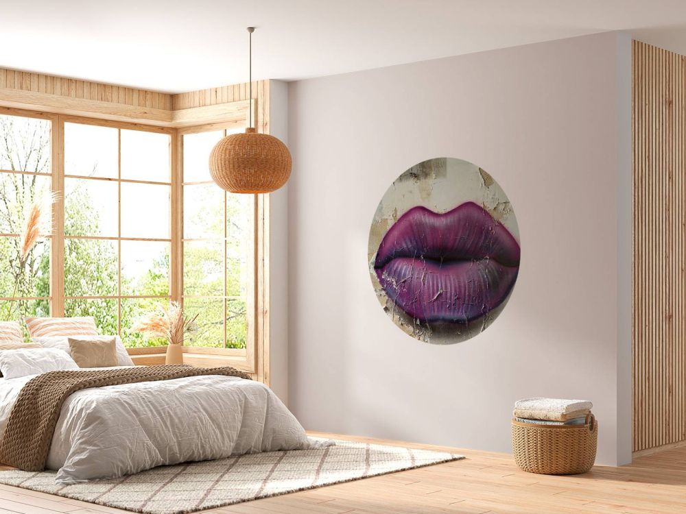 Lips are sealed