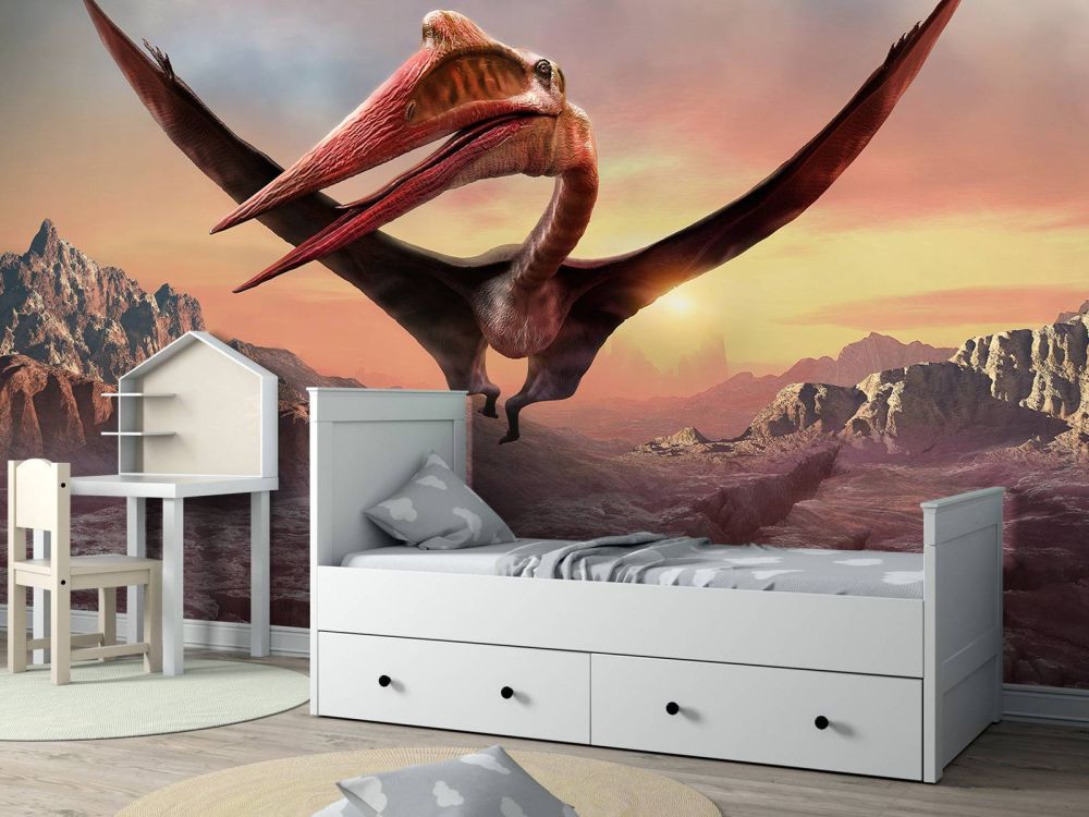 Quetzalcoatlus vliegend over bergen