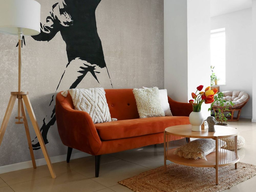 Banksy - Flower thrower, soft concrete