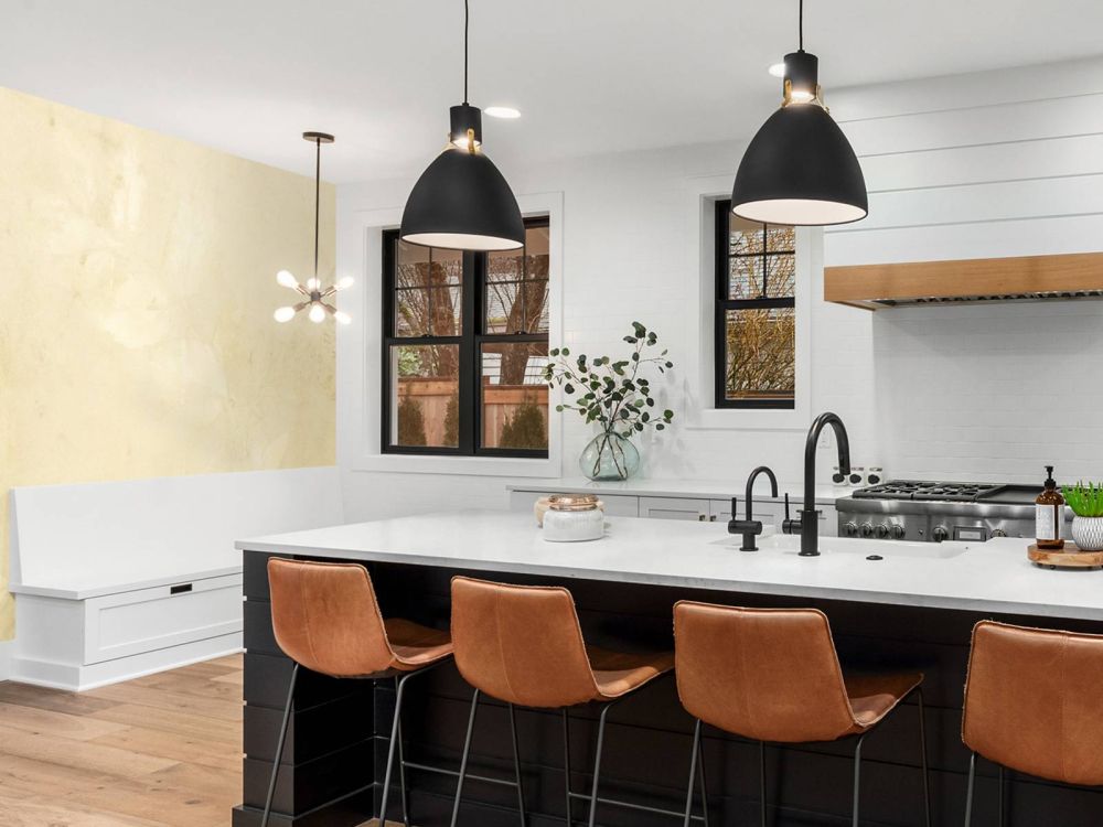 Weegbree en wilde geranium - tegenlicht