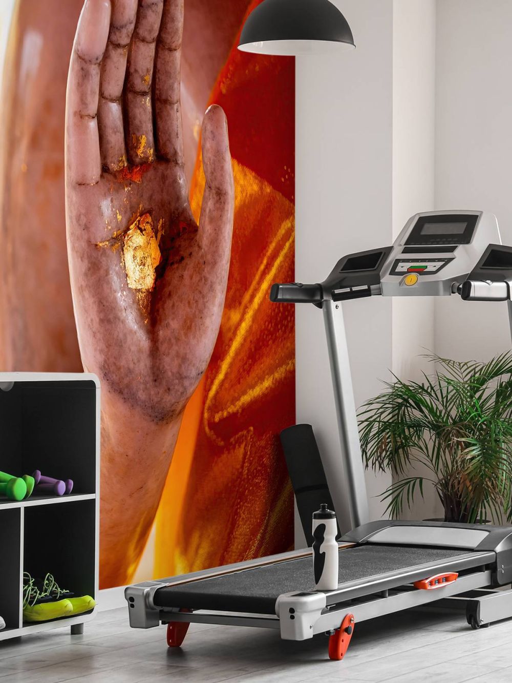 Handpalm met gouden plak Tempelcomplex Bangkok (Thailand)  