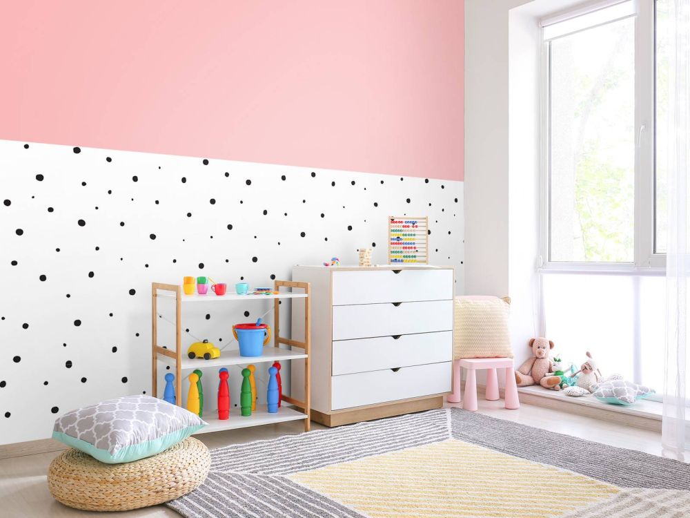 Roze en witte vlakken met zwarte stipjes