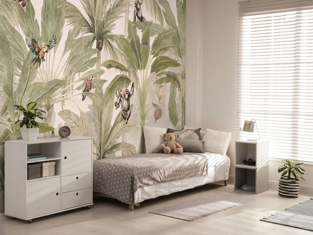 Jungle met apen en papegaaien