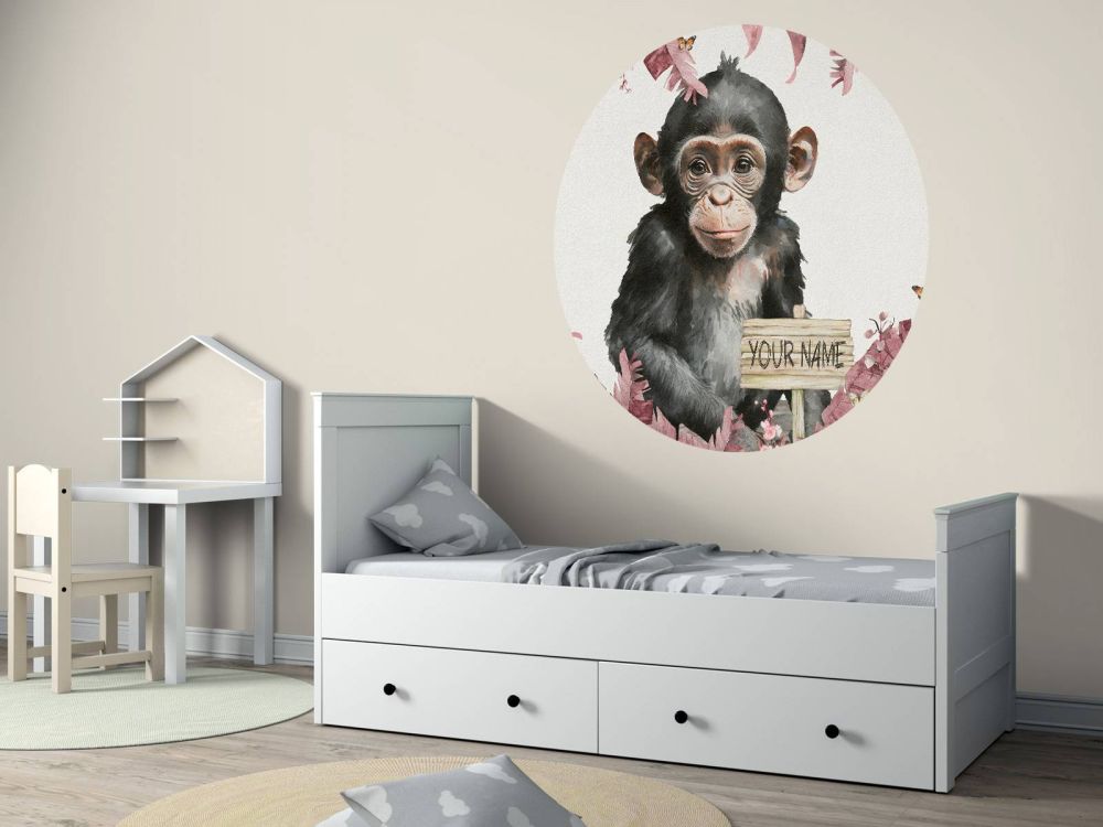 Baby chimpansee in de jungle roze