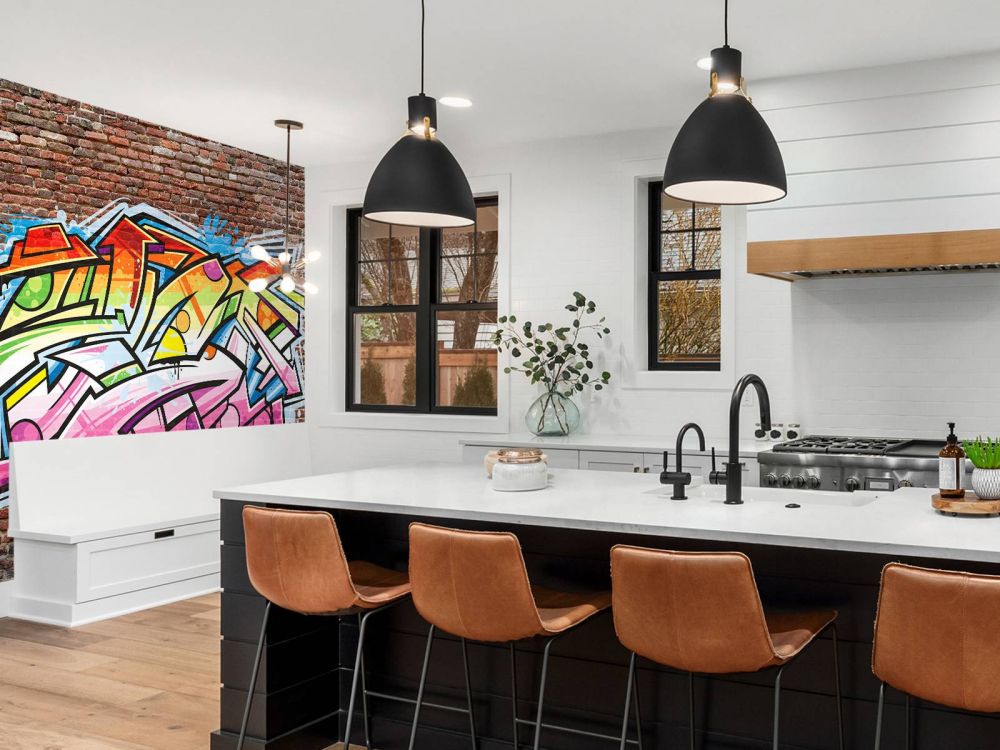 Graffiti op rode bakstenen