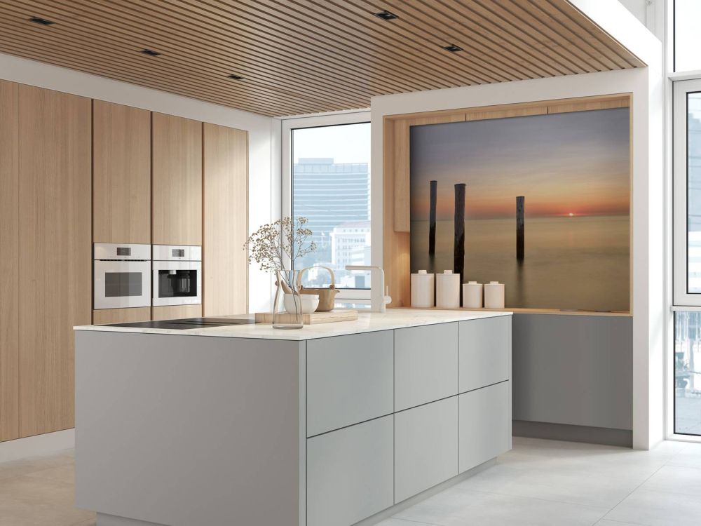 Drie houten palen