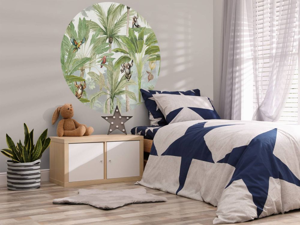 Jungle met apen en papegaaien in kleur