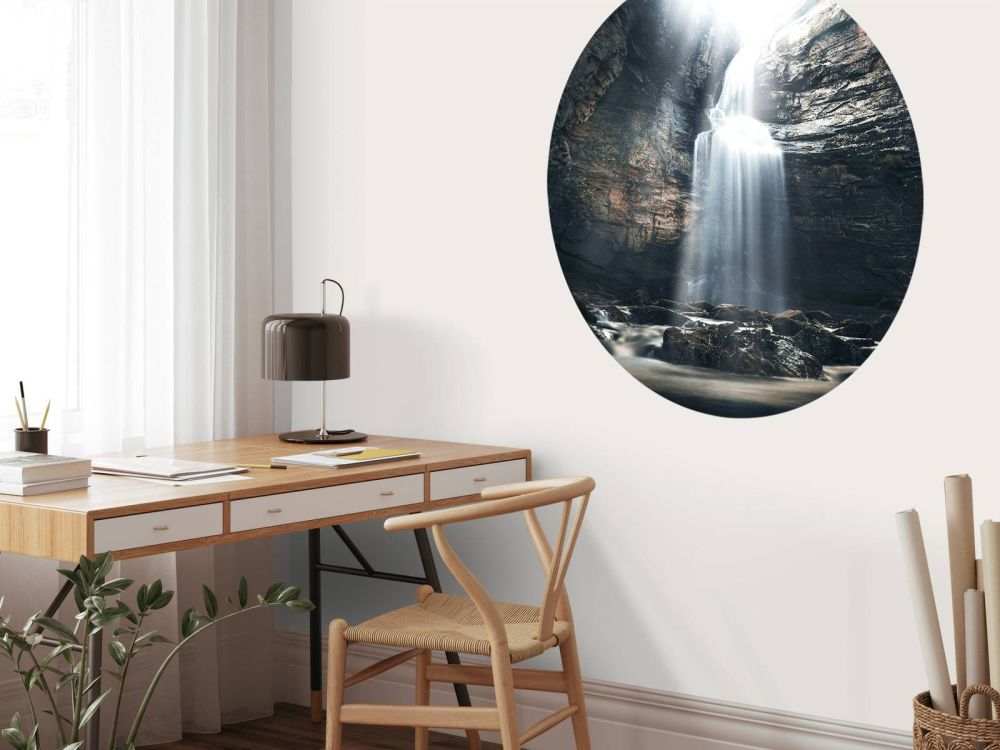 Grot met waterval