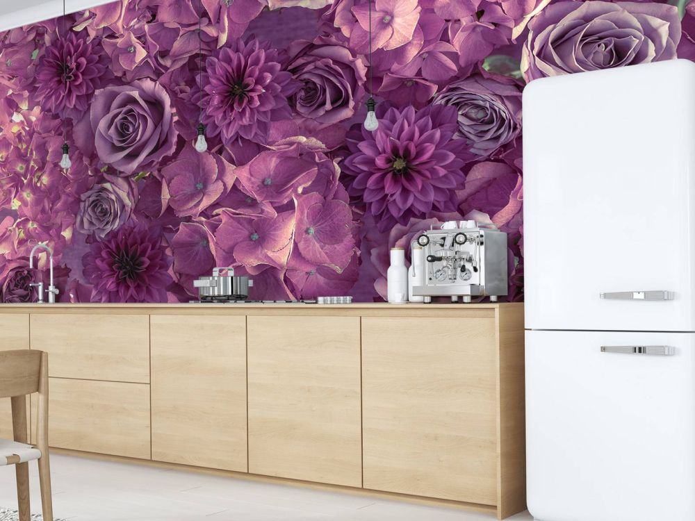 Paarse hortensia's, rozen en dahlia's