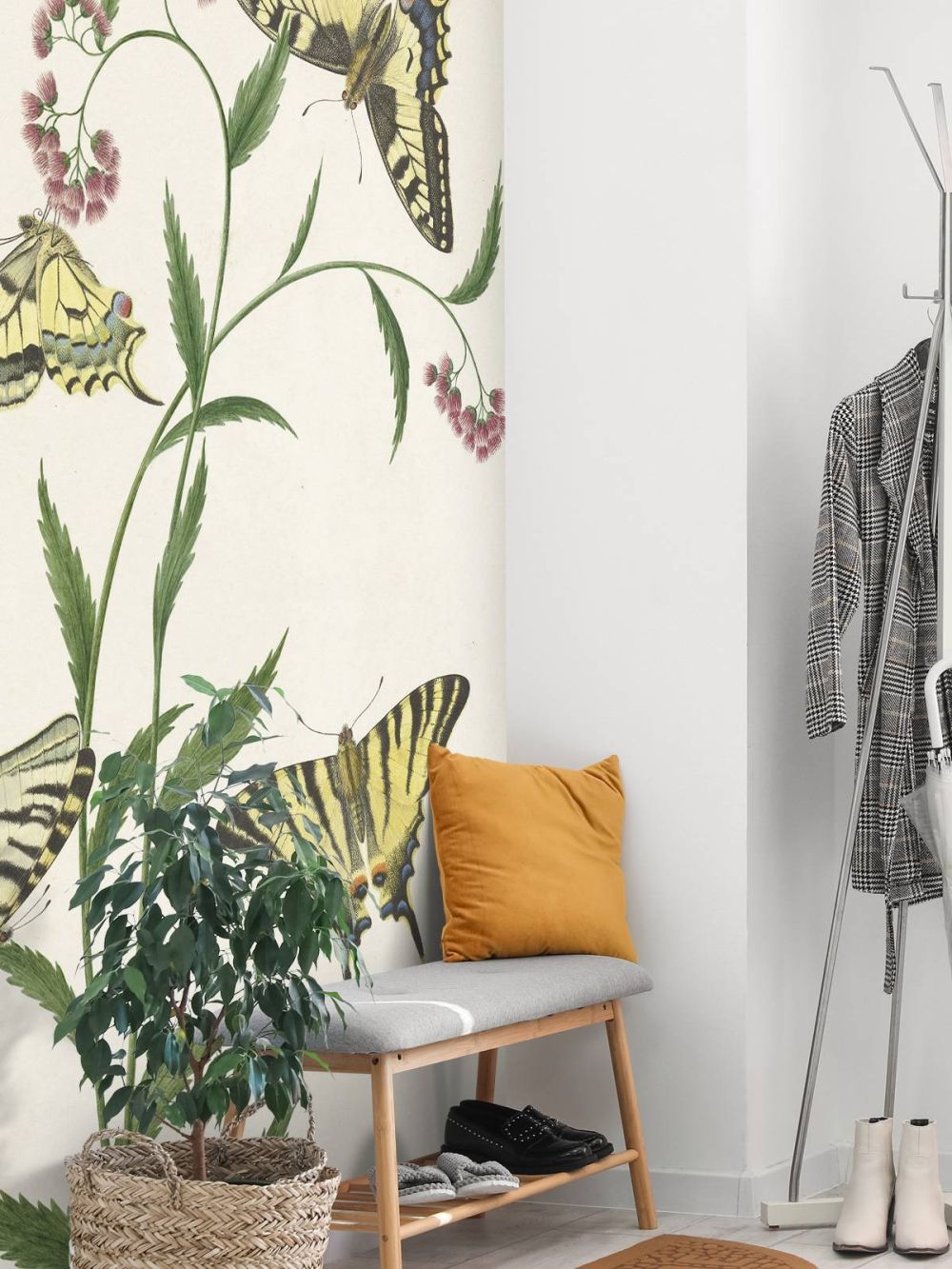 Vier vlinders op bloemen, Paulus Knogh