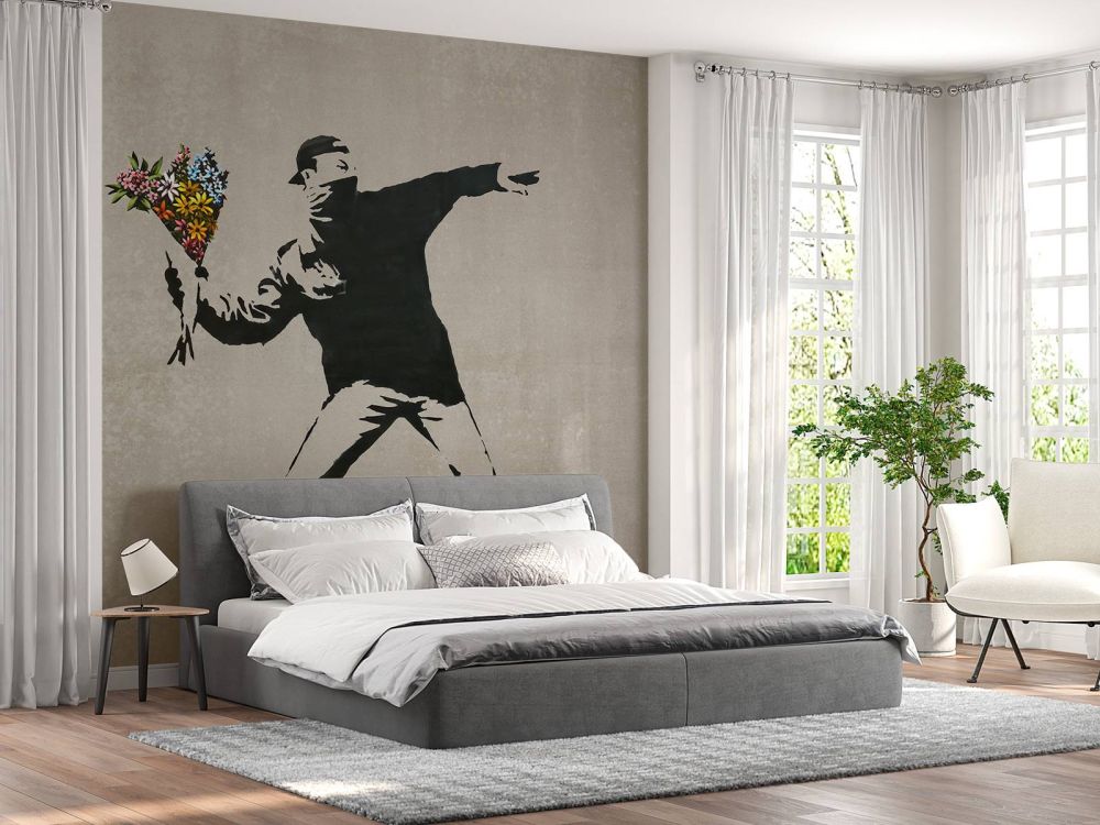 Banksy - Flower thrower, soft concrete