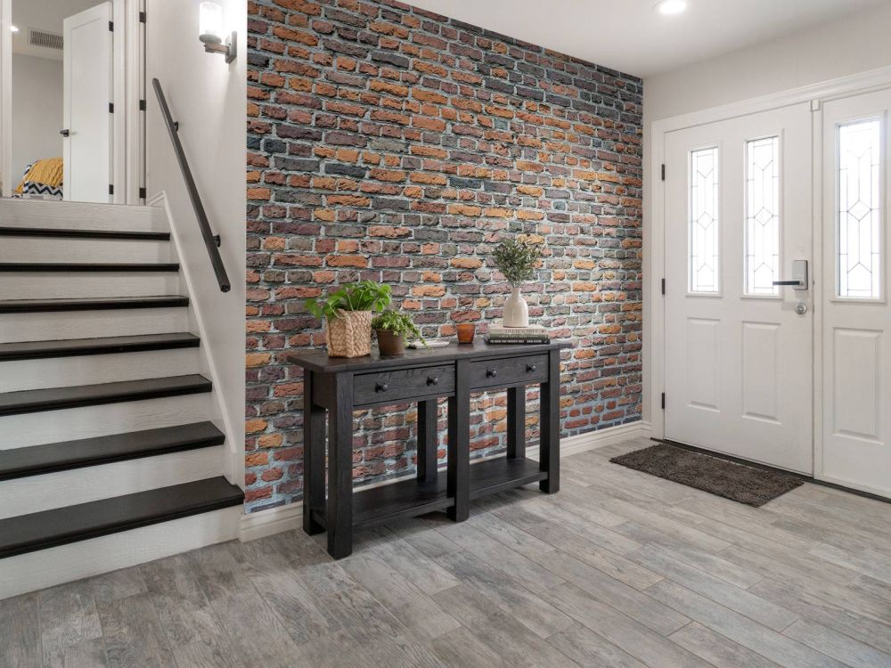 Gerestaureerde oude bakstenen muur