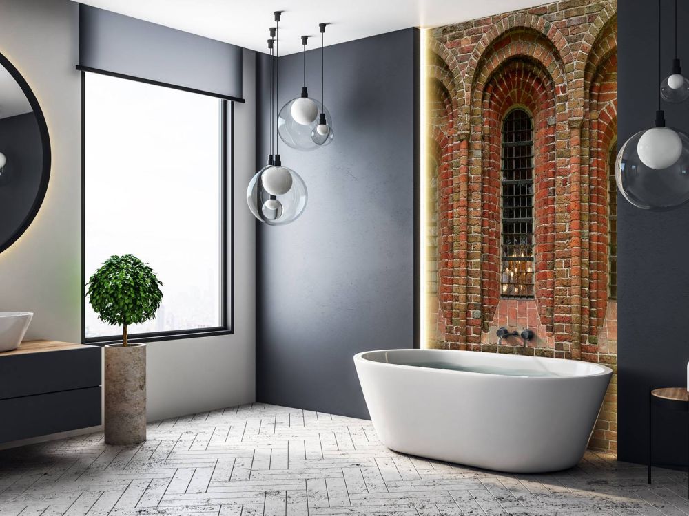 Bakstenen muur met bogen en ramen