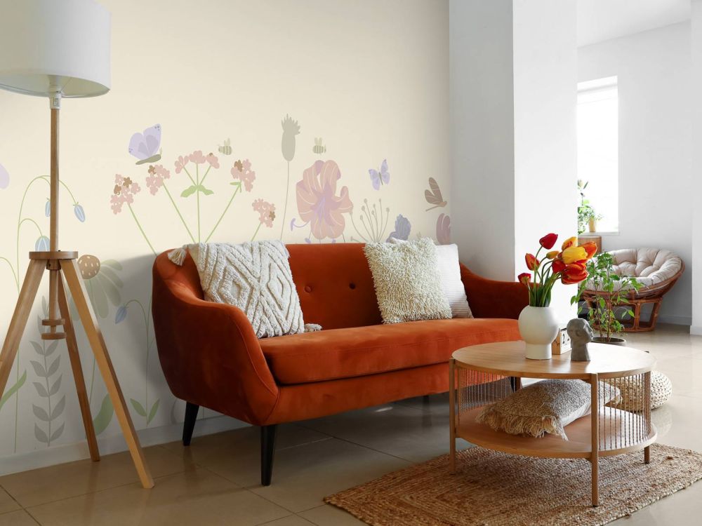 Bloemenveld met vlinders beige, oud roze, groen en lila