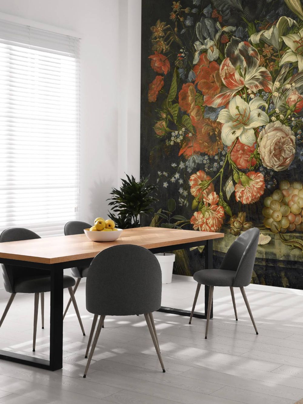 Stilleven met bloemen en vruchten