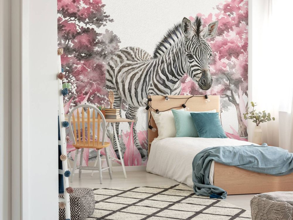 Jonge zebra in de natuur roze