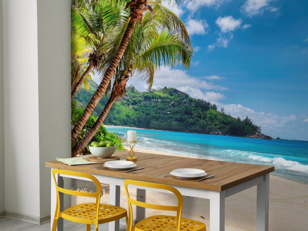 Prachtig strand met palmen