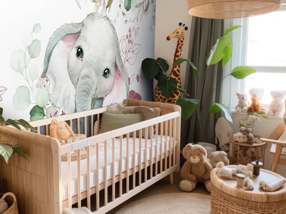 Olifantenbaby met munt en roze bladeren