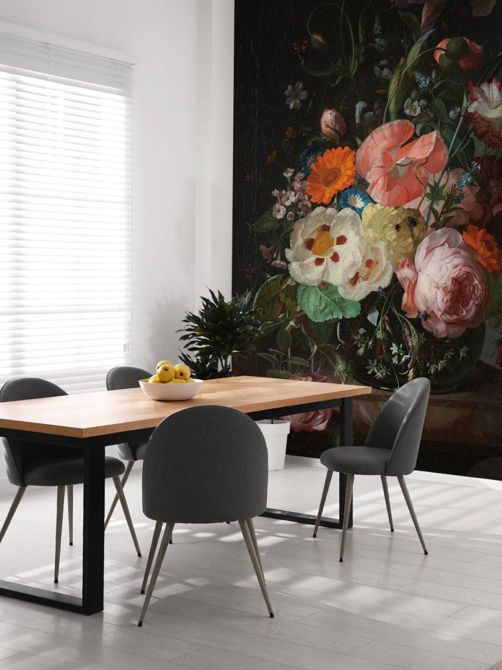 Stilleven met bloemen op een marmeren tafelblad