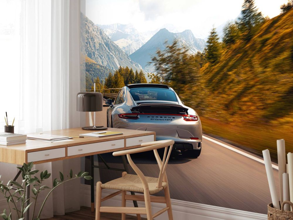 Porsche 911 Carrera GTS in de bergen