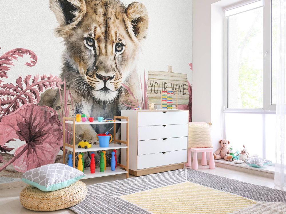Jonge leeuw in de jungle roze