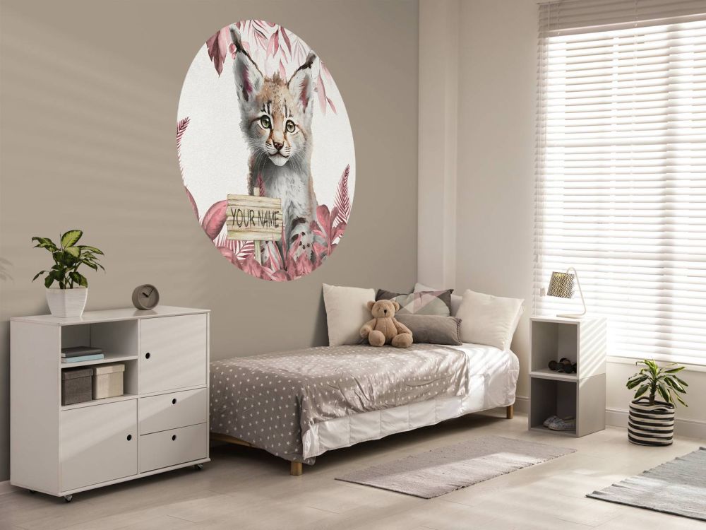 Baby lynx in de jungle roze