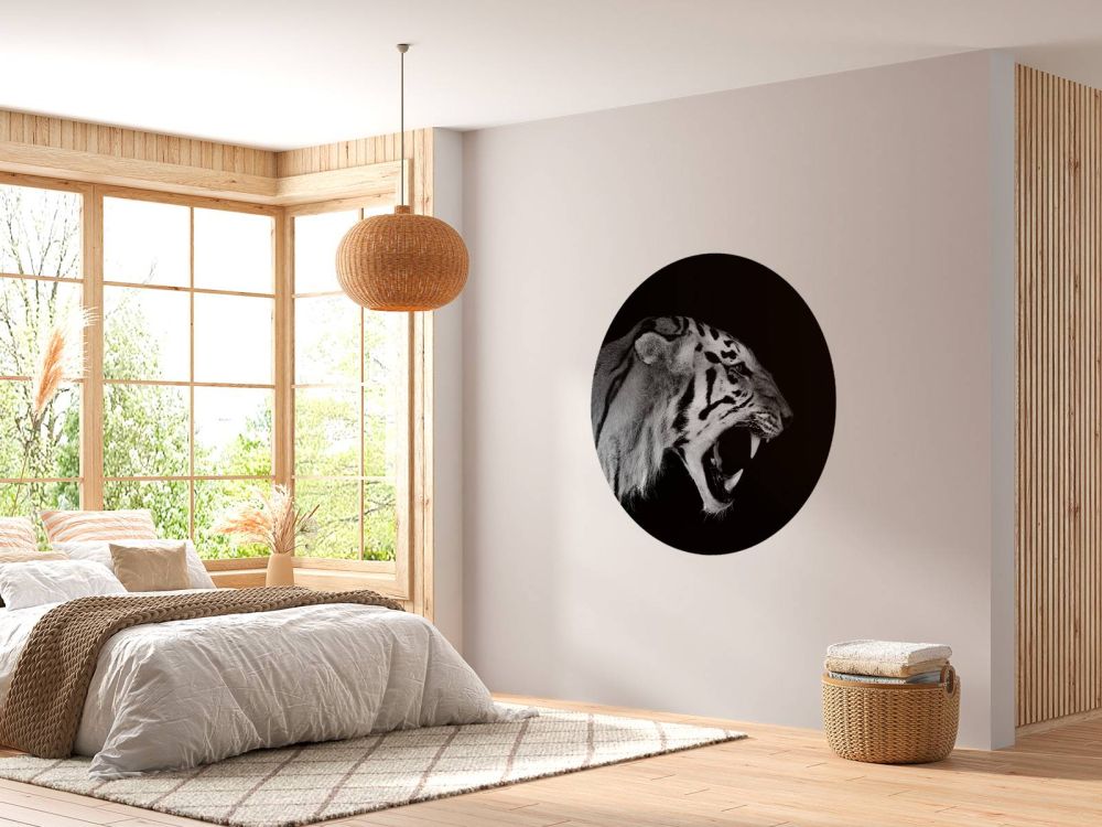 Roaring tiger black