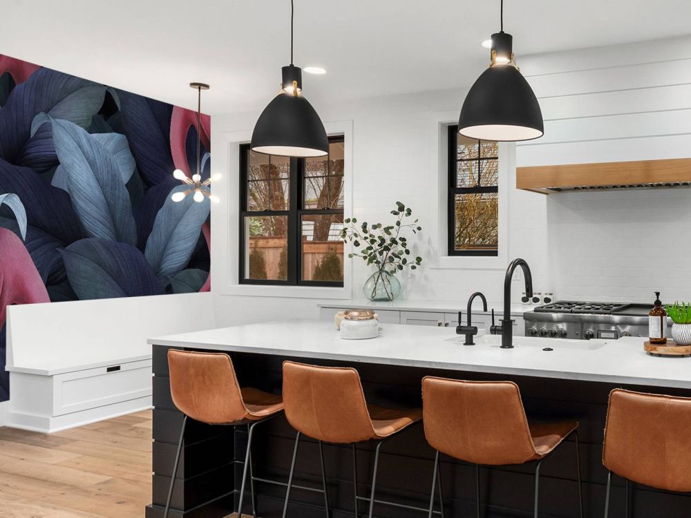 Flamingo's met bladeren