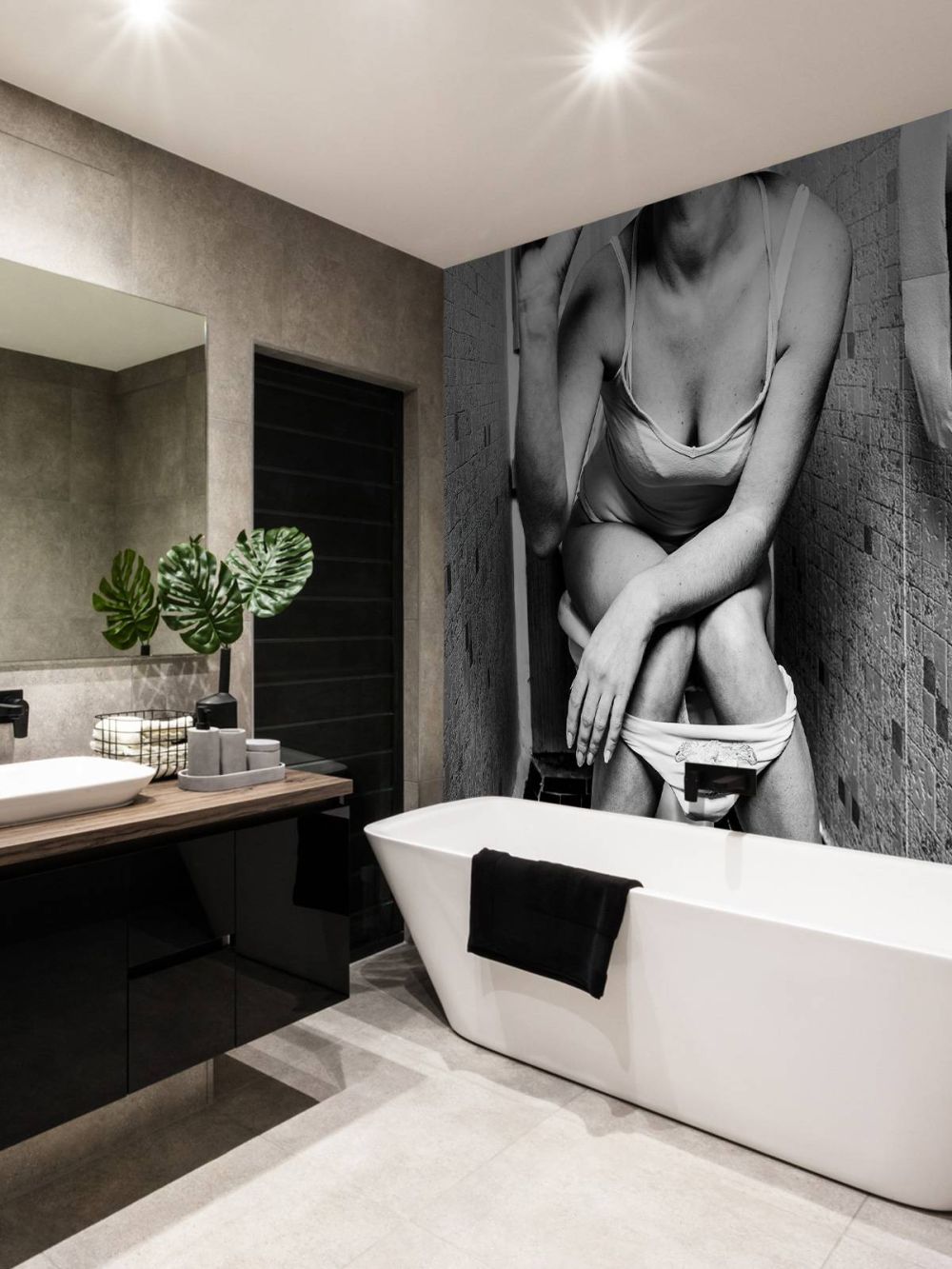 Vrouw op toilet