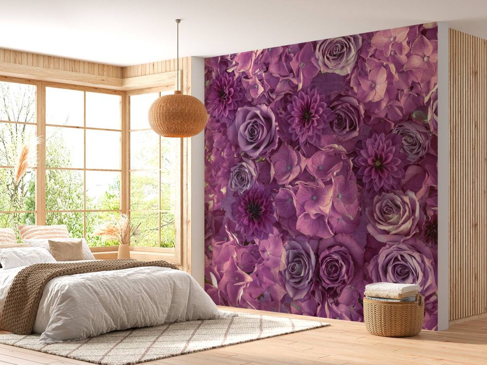 Paarse hortensia's, rozen en dahlia's