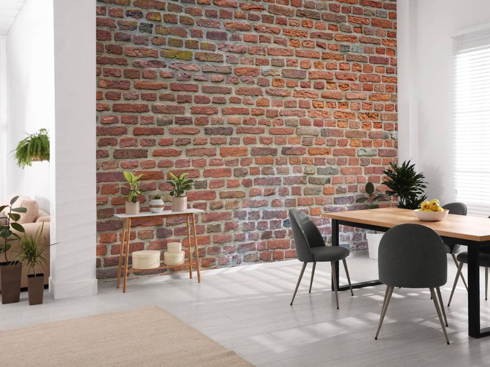 Muur met grote en kleine bakstenen