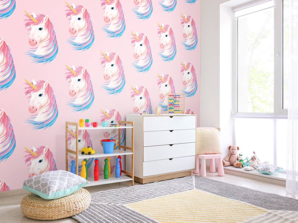 Witte unicorn met gouden hoorn