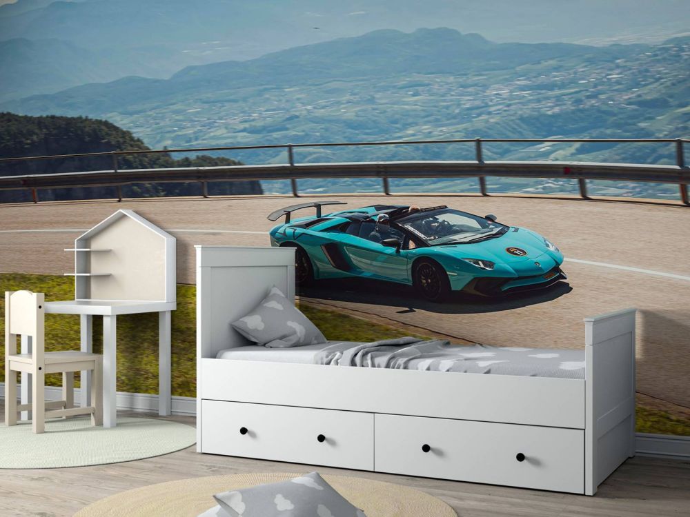 Alpenrit met luxe sportwagen