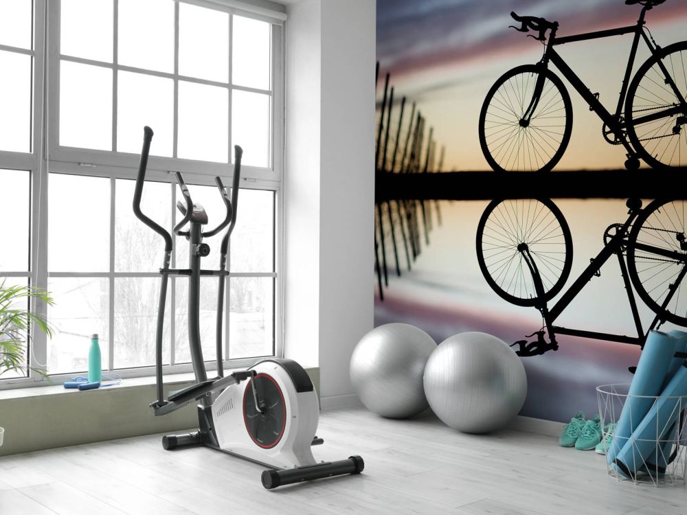 Racefiets bij zonsondergang