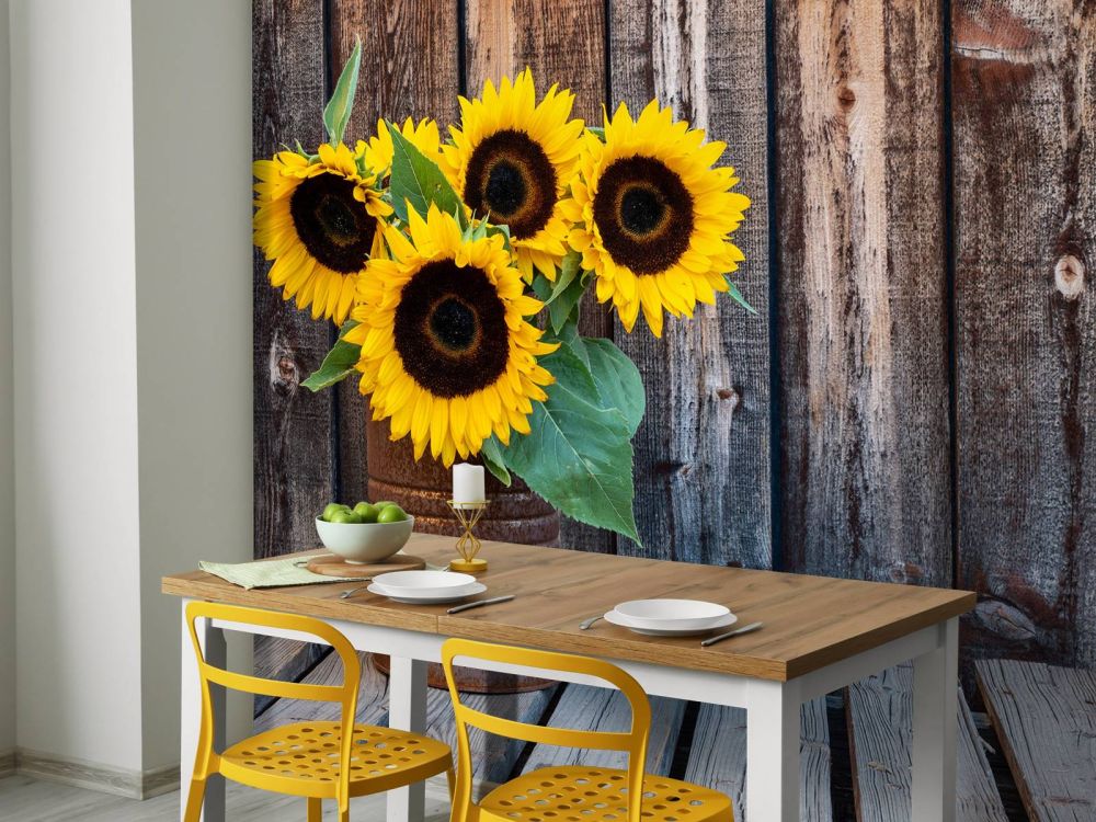 Vaas met zonnebloemen