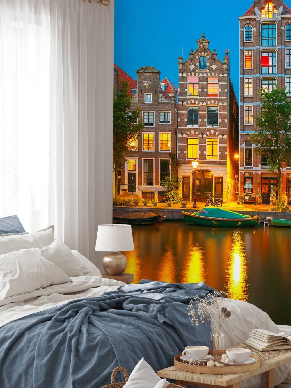 Verlichte gracht