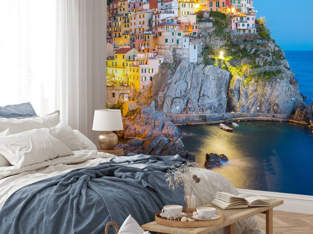 Italiaanse stad bij nacht