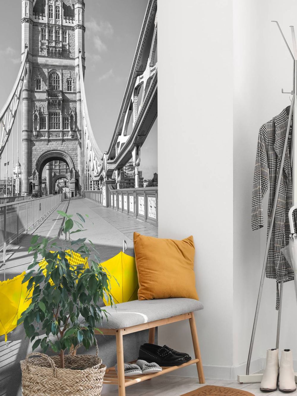 Gele paraplu's op Tower bridge