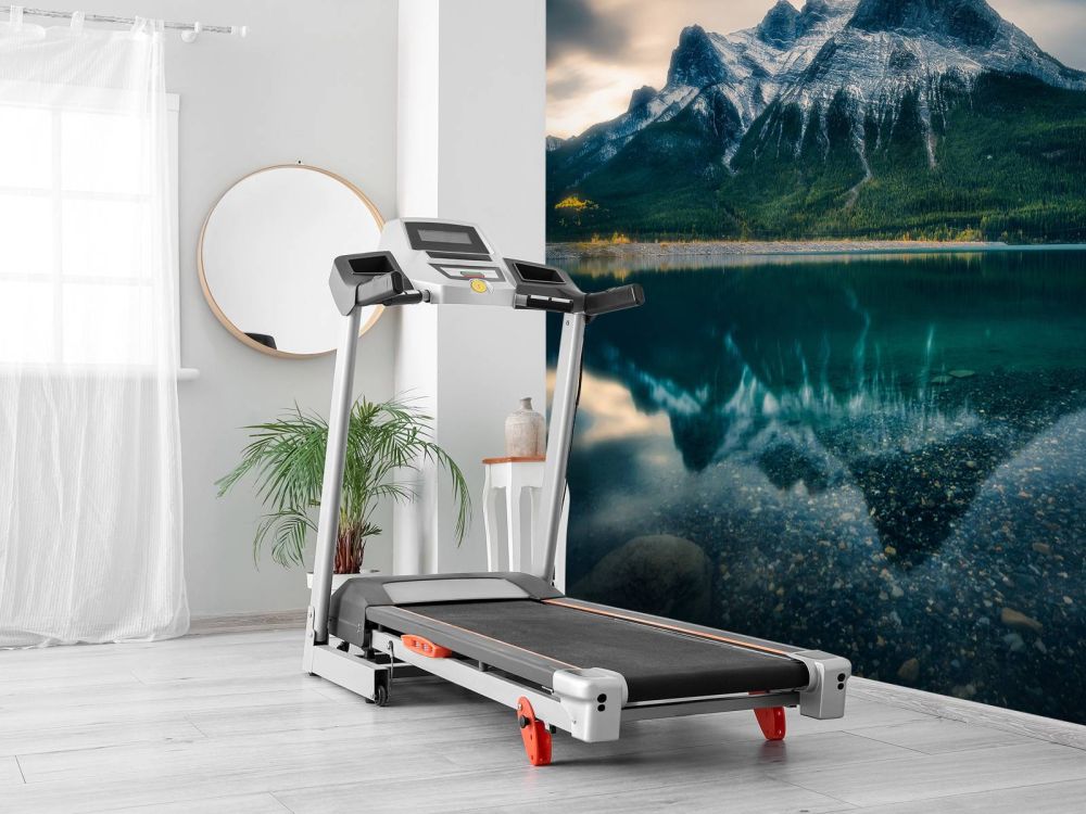 Autumn reflection in the water