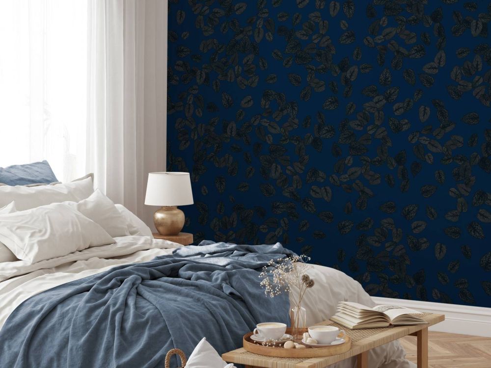 Kleine blaadjes donker op midnight blue