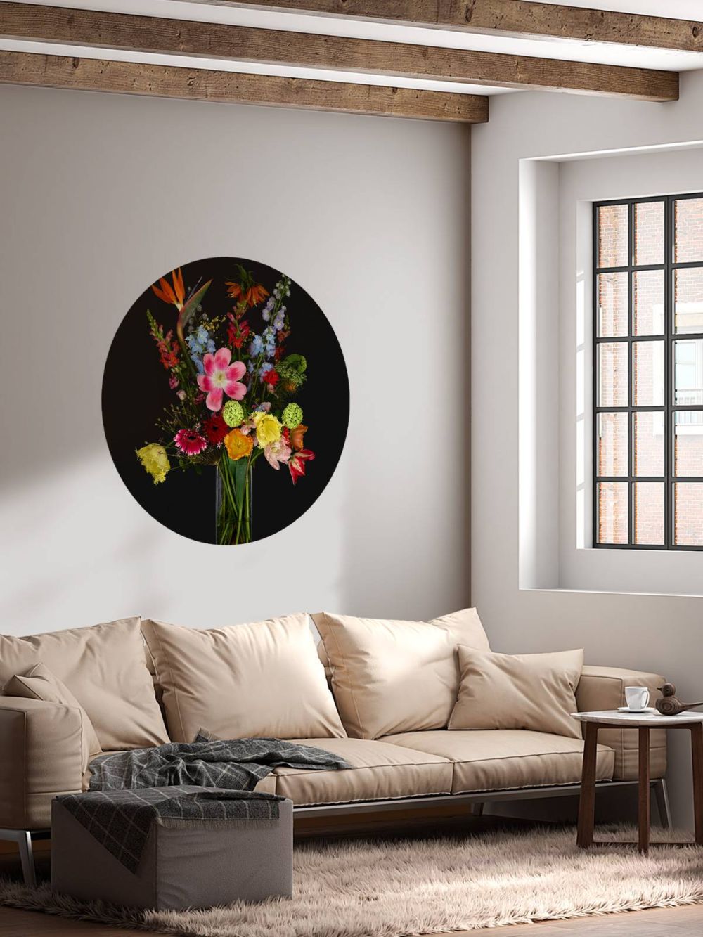 Boeket bloemen in glazen vaas